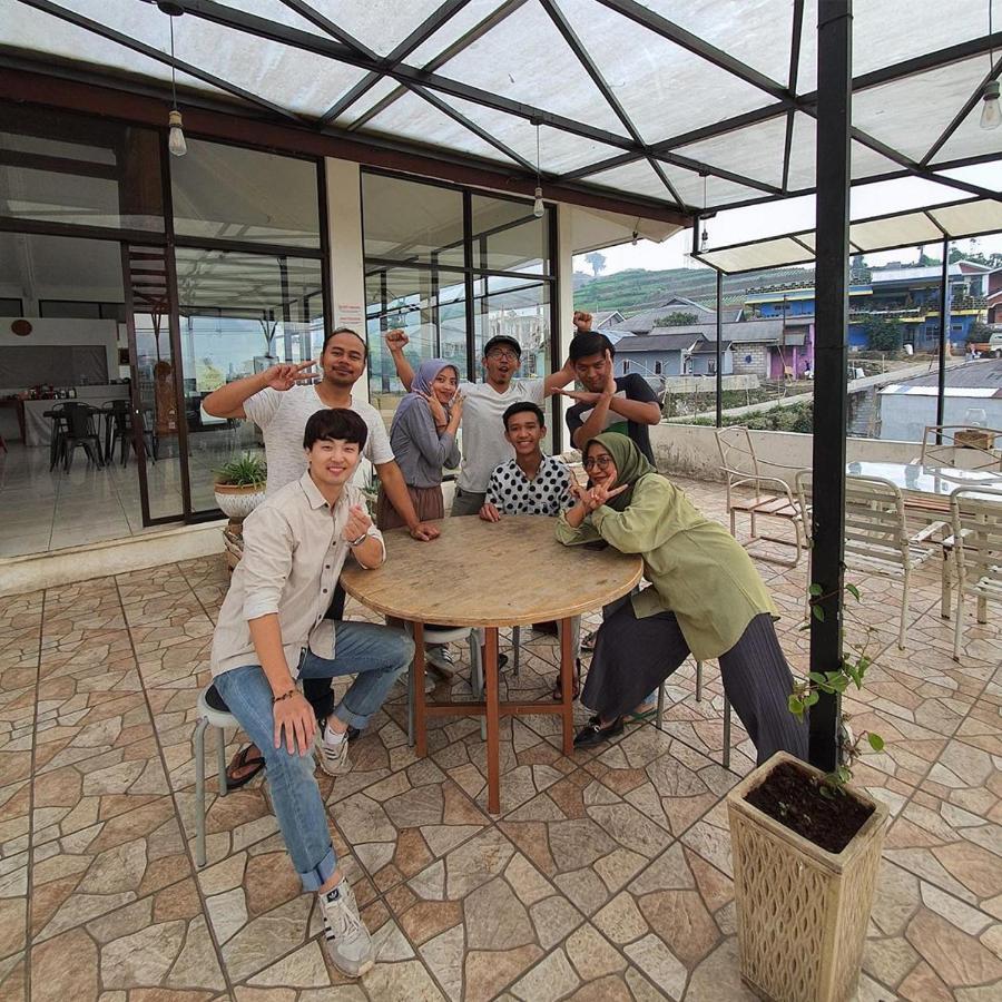 Tani Jiwo Hostel Diyeng Luaran gambar