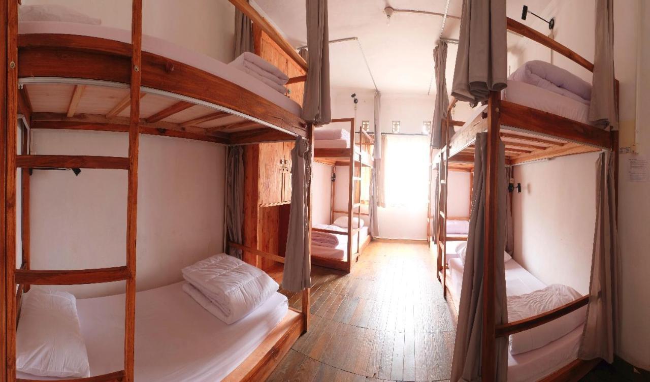 Tani Jiwo Hostel Diyeng Luaran gambar