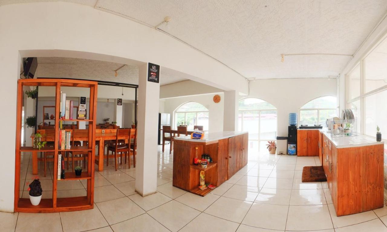 Tani Jiwo Hostel Diyeng Luaran gambar